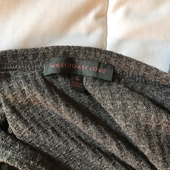 Cute dark grey shirt that also fits a medium. - Picture 3 of 3